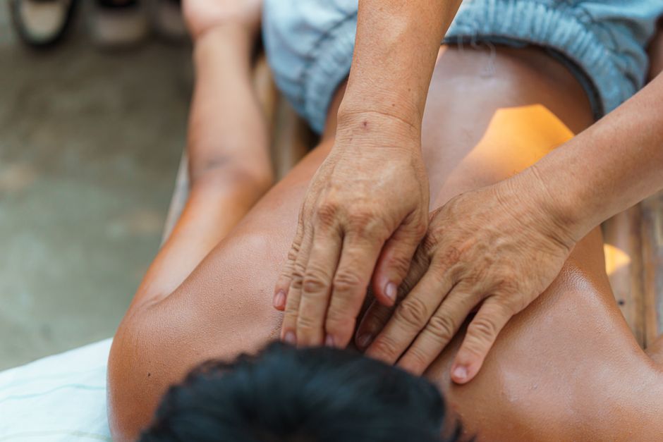 how to soothe sore muscles quickly