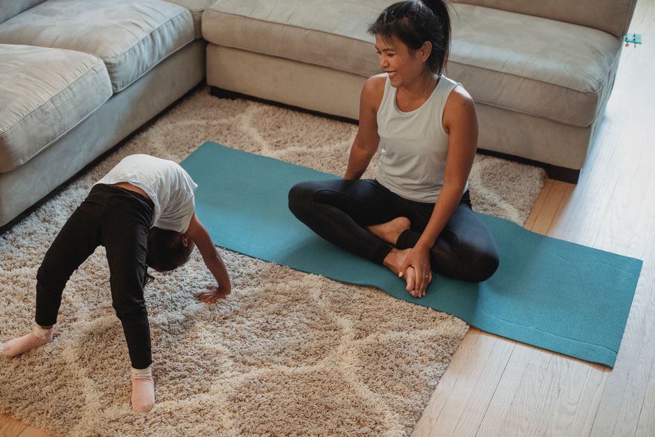 how to stop a rug from bunching on carpet