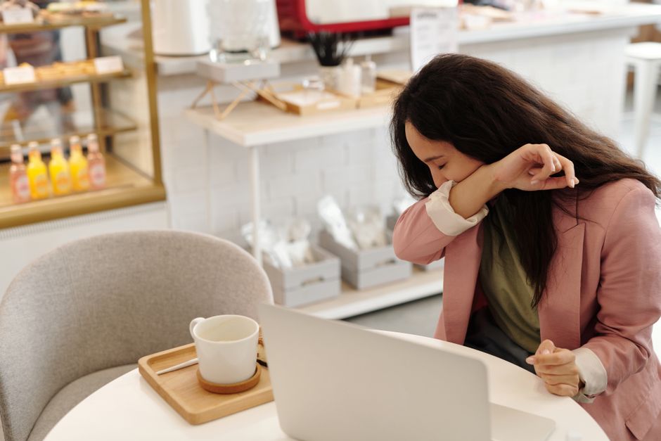 how to stop coughing attacks causes and relief