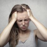 how to stop your ear from hurting fast