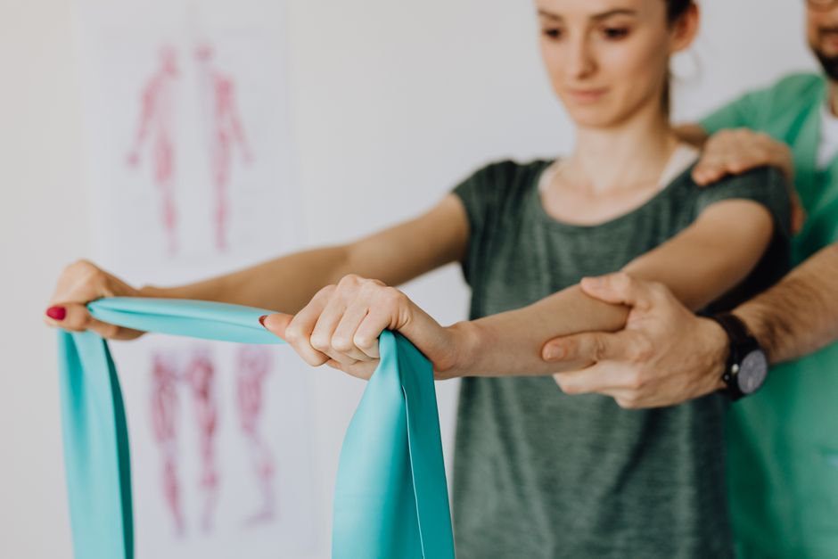 how to strengthen your rotator cuff exercises that work