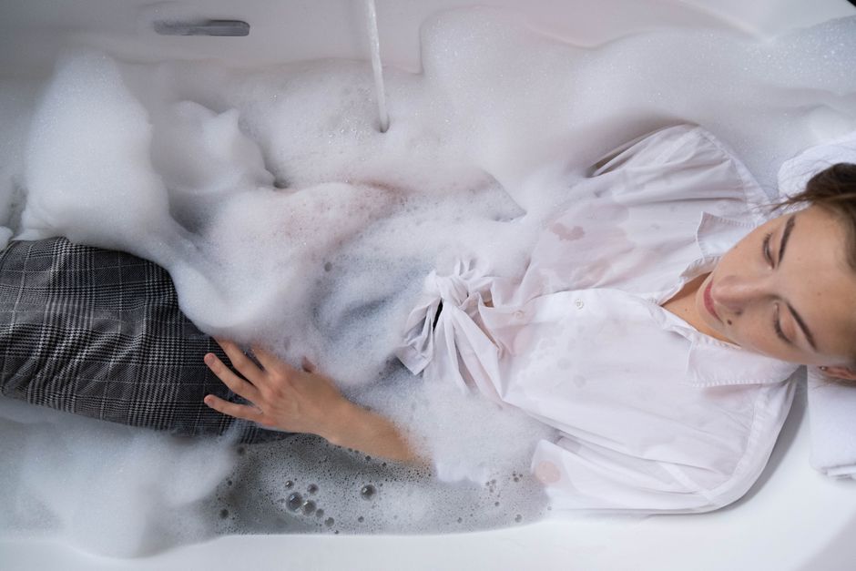 how to tell if clothes are colorfast before washing