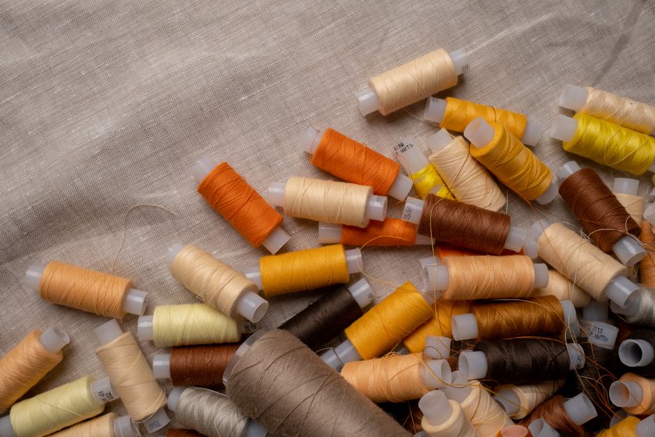 how to tell if thread is cotton or polyester