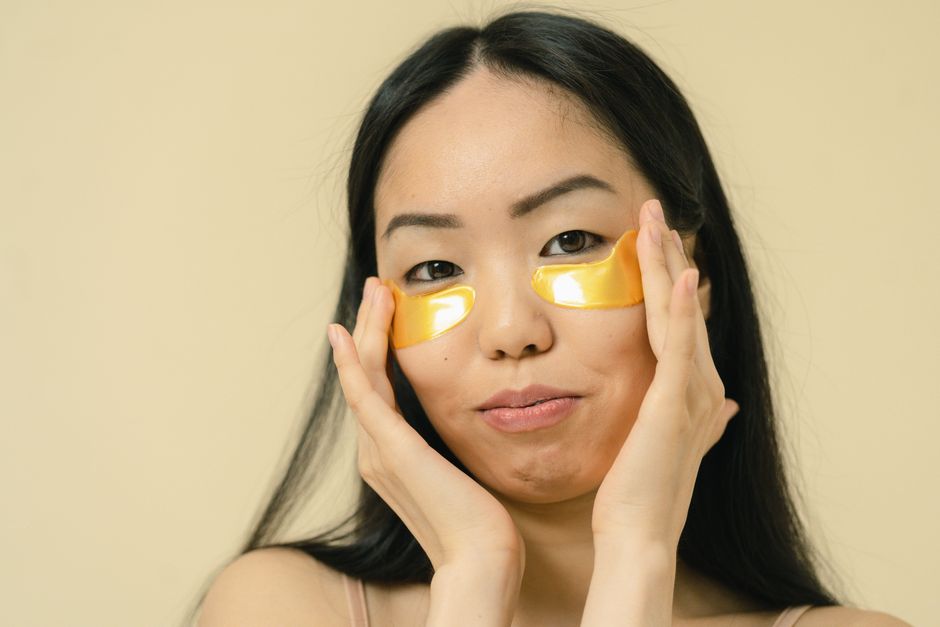 how to treat an under skin pimple at home