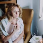 how to use uvb light therapy at home safely