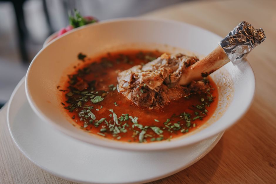 is bone broth high in protein the real answer