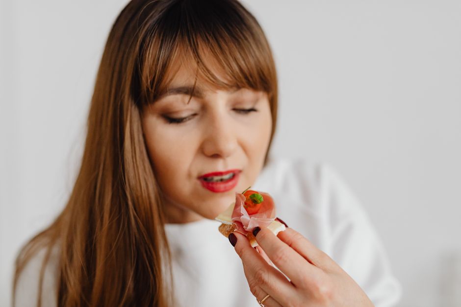 is food tasting too salty a sign of pregnancy