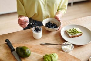 Is Greek Yogurt Good For Weight Loss? 4 is greek yogurt good for weight loss