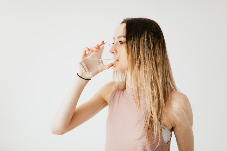 is mineral water healthy benefits and risks