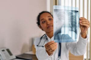 Is Pneumonia Bacterial Or Viral Key Differences? 1 is pneumonia bacterial or viral key differences