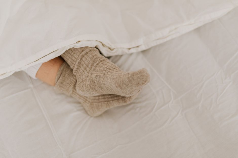 should you sleep with compression socks on