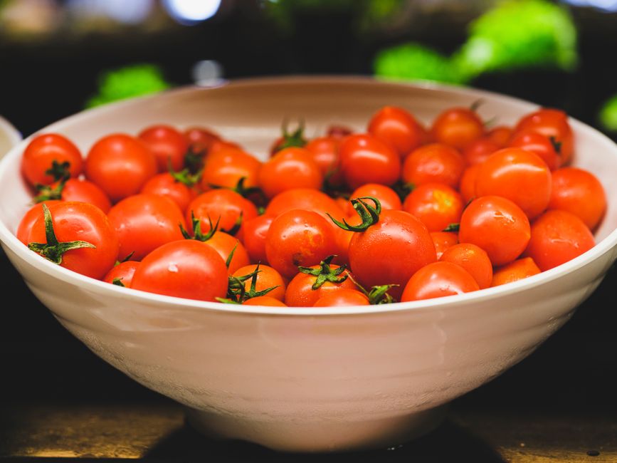 tomatoes cause gas and bloating