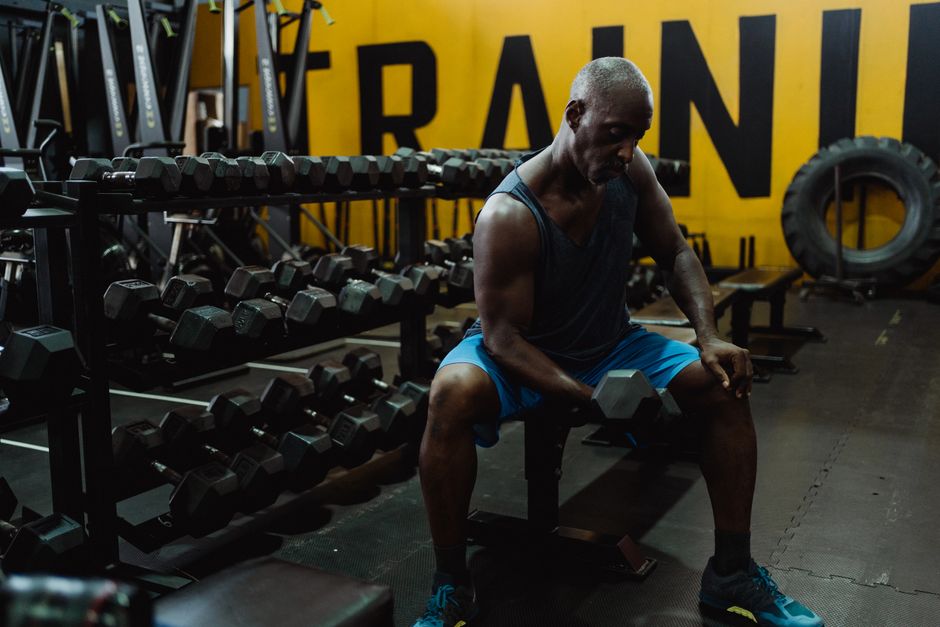 what are normal free testosterone levels by age