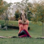 what causes inner elbow pain when extending arm