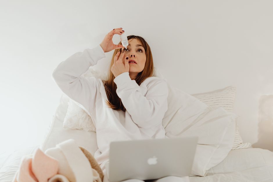 what causes watery eyes and a runny nose