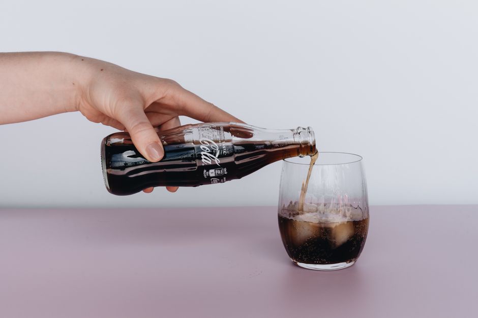 what does coke bloat look like facial swelling