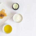 what does honey do to your hair benefits and uses