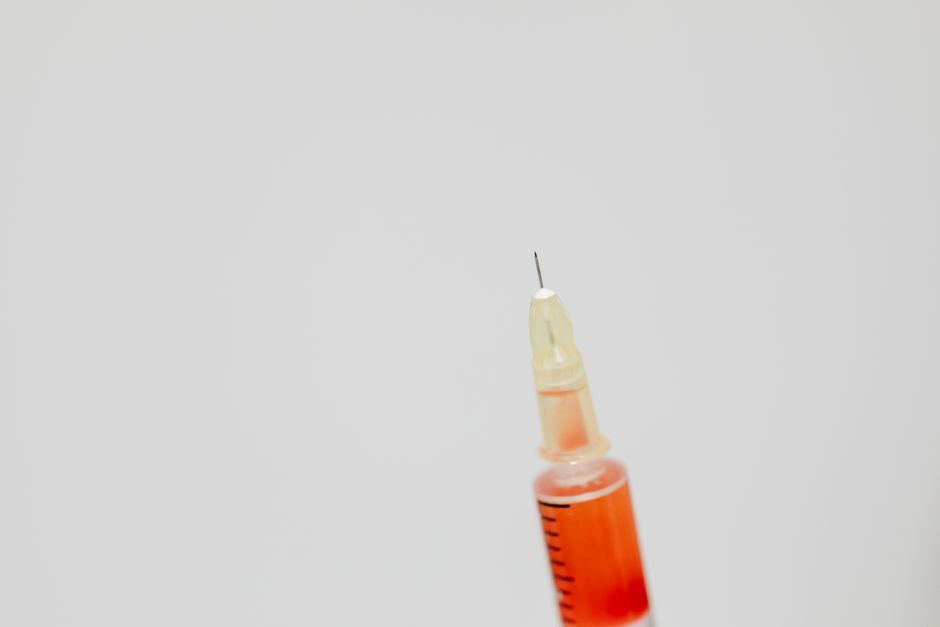 what is rf microneedling