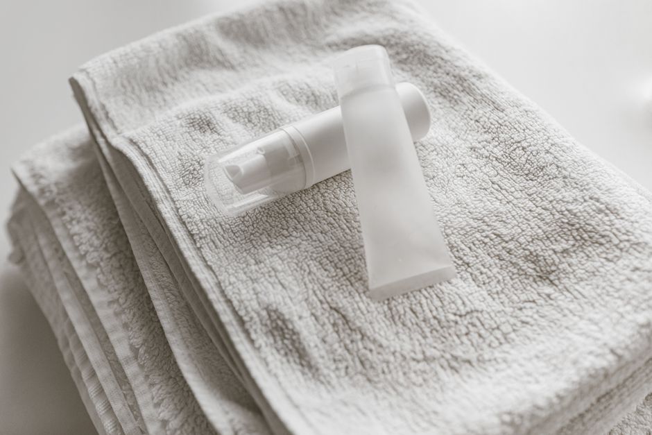 what is silica in skin care uses benefits safety