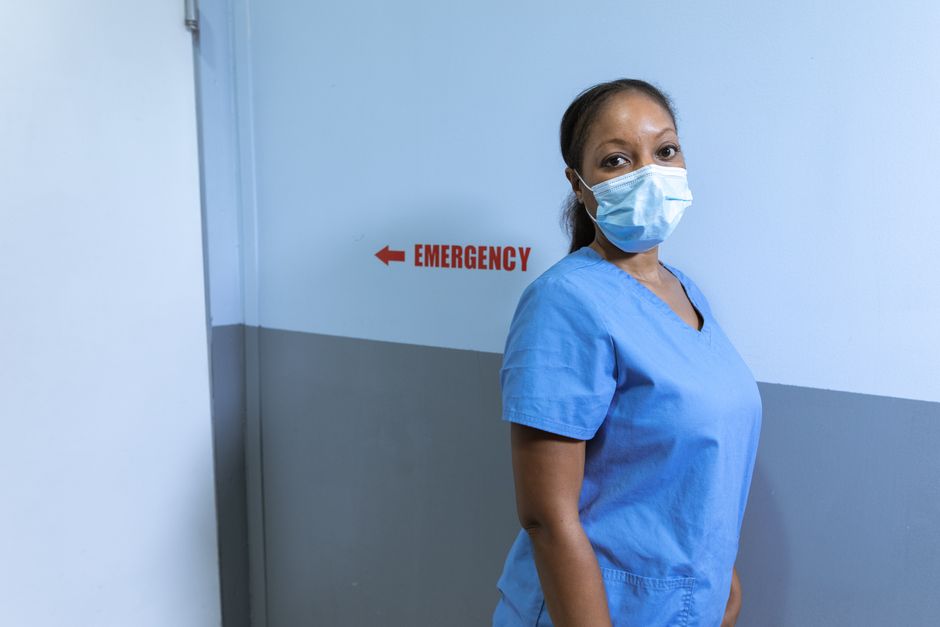 when is a thigh infection an emergency
