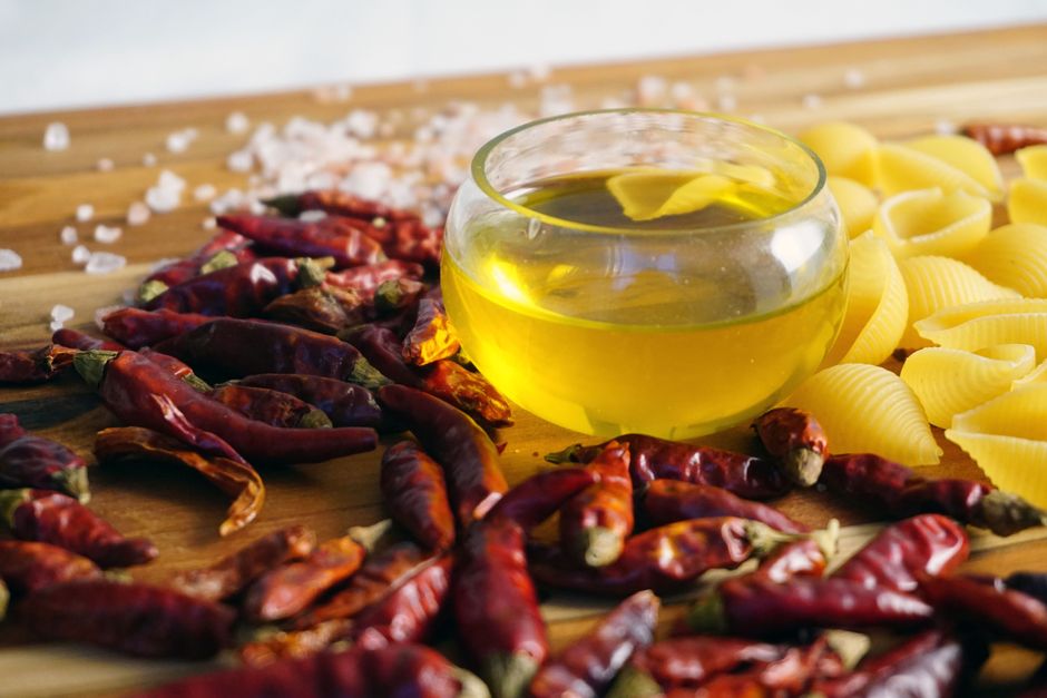 why does spicy food cause diarrhea
