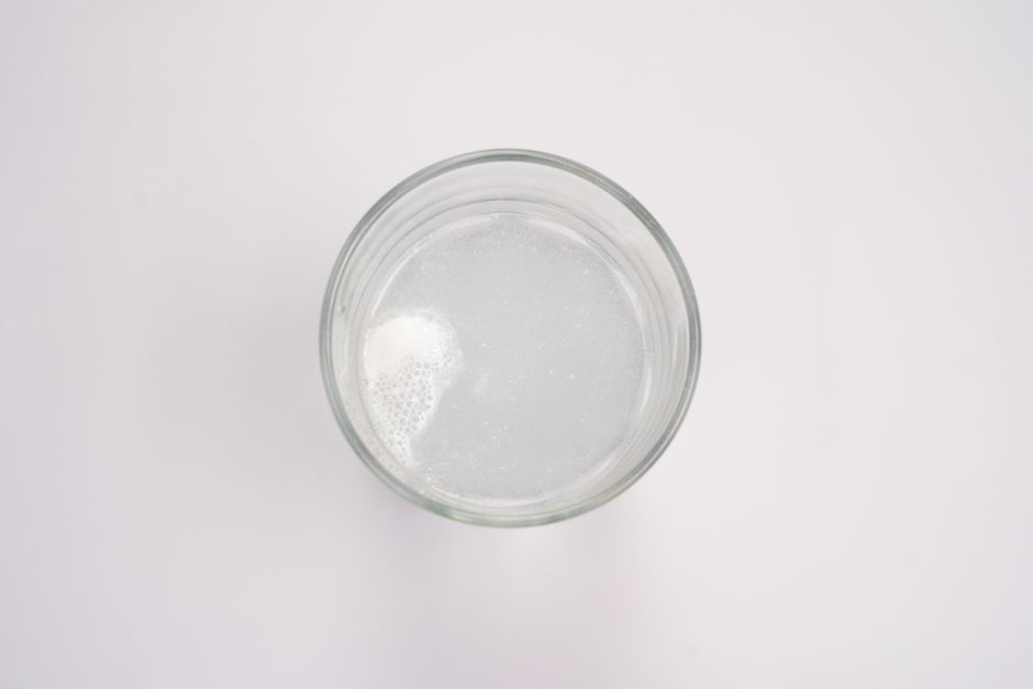 why does your urine have bubbles