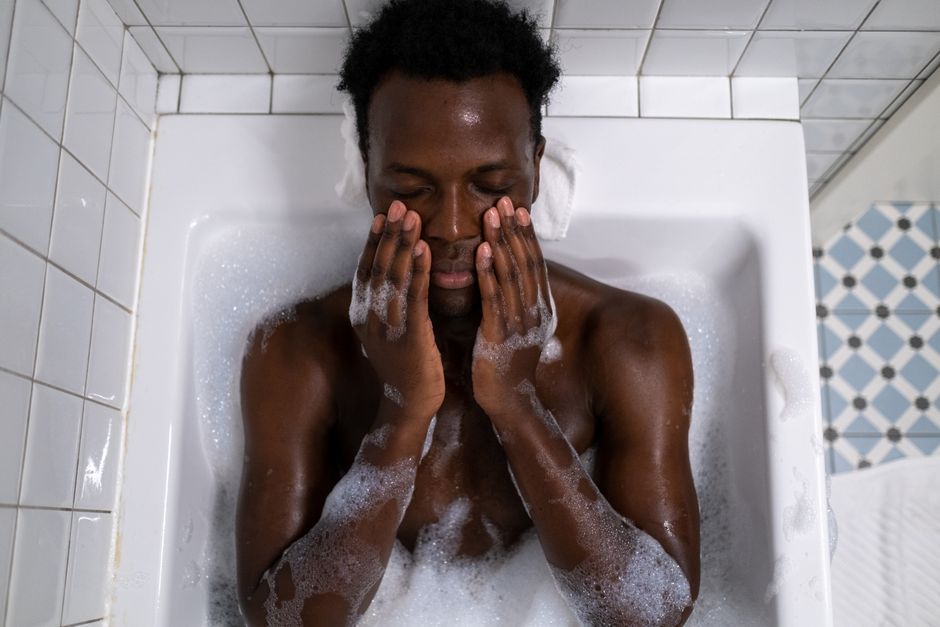 why is my pee bubbly male causes explained