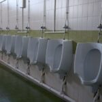 why is urine cloudy