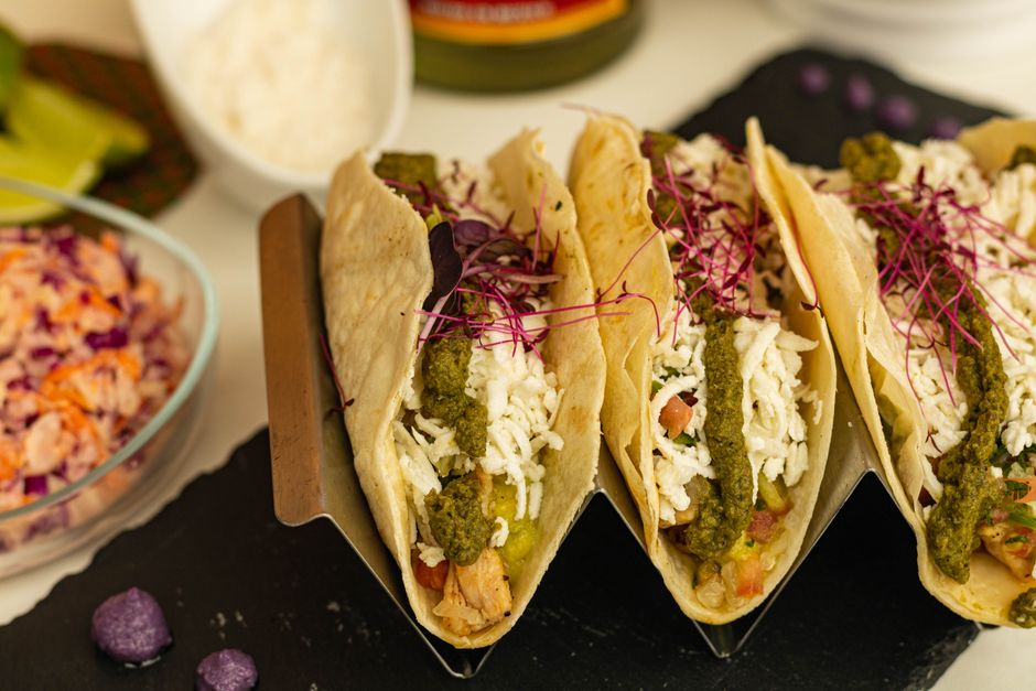 do corn tortillas have carbs