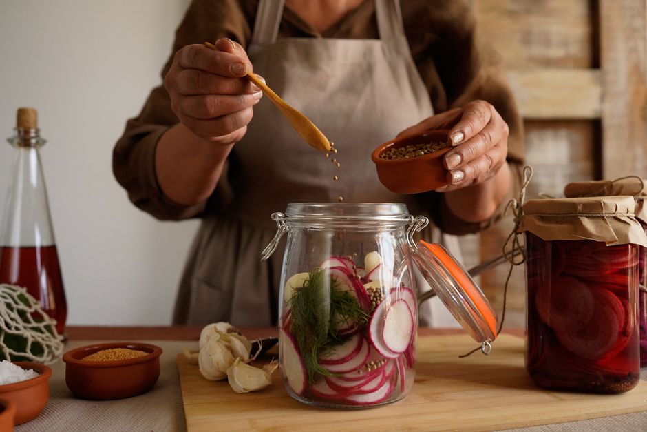 does cooking fermented food kill probiotics