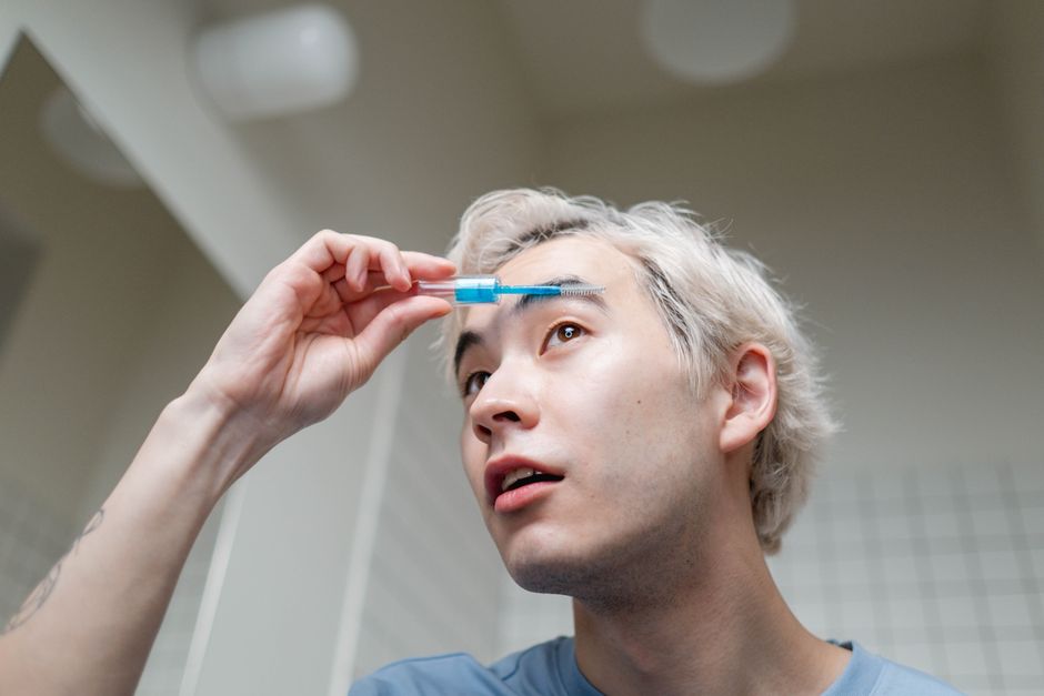 does eyebrow hair grow back fast what to expect