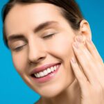 does smiling reduce stress or make it worse