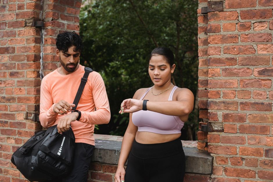 does the oura ring track blood pressure