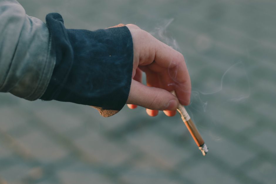 how do nicotine patches work