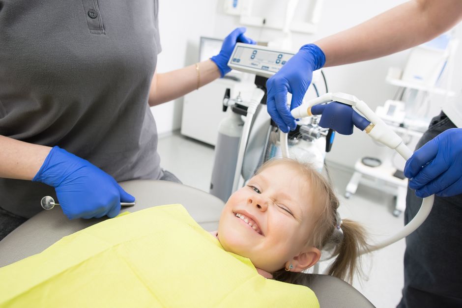 how many teeth do kids have