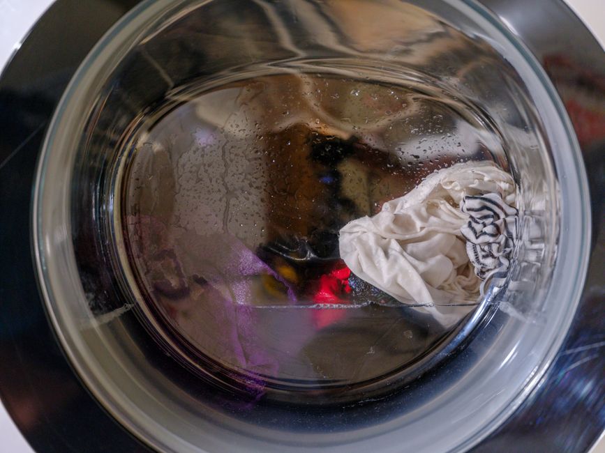 how much vinegar to wash clothes