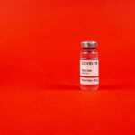 how the astrazeneca covid vaccine works and its risks