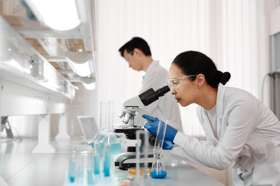 how to be a medical lab scientist steps and salary