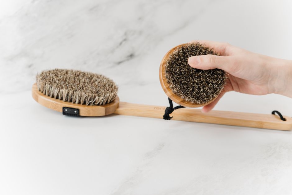 how to clean a boar brush