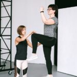 how to do knee jumps form reps and safe landing