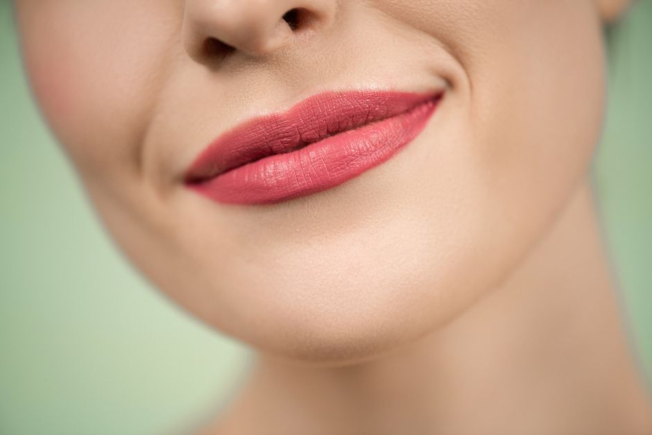 how to get rid of double chin naturally