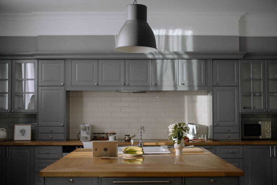 how to get super glue off countertops without damage