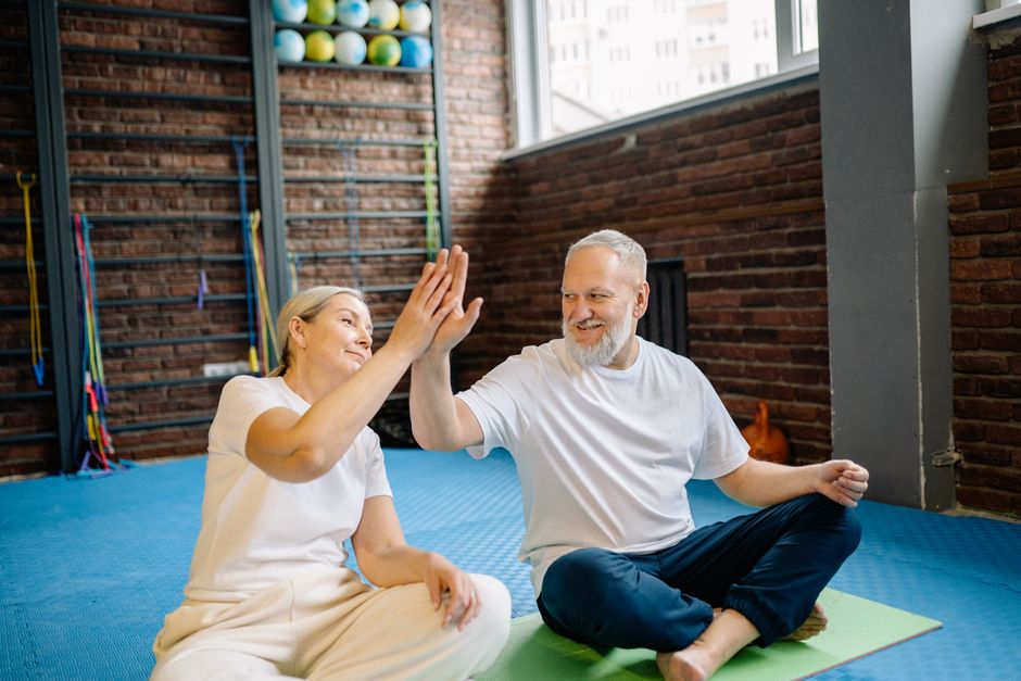 how to help someone manage high blood pressure