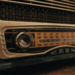 how to pick up radio frequencies on your phone