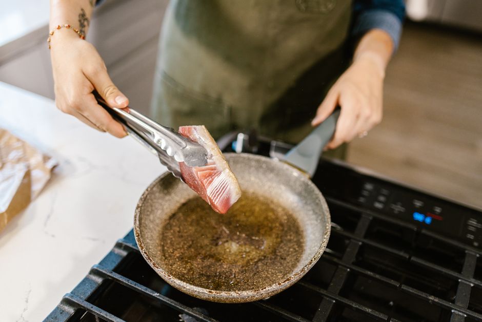 how to reheat steak in oven