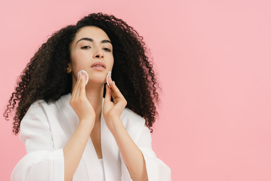 how to remove hair dye from face