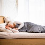 how to sleep on a soft mattress without back pain