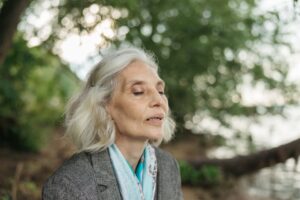 How To Stop Going Grey What The Evidence Shows? 4 how to stop going grey what the evidence shows