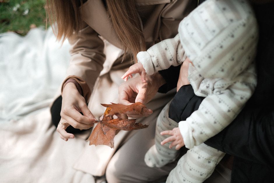 how to teach your baby to fall asleep independently