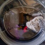 how to wash toxins out of clothes what works